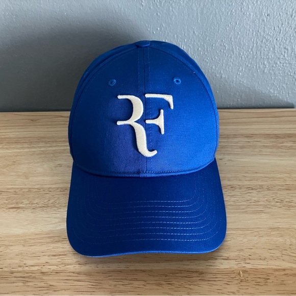 Uniqlo Roger Federer Tennis Hat Cap in RARE Blue NWOT Gorgeous OOP Velcro Strap - Picture 3 of 11